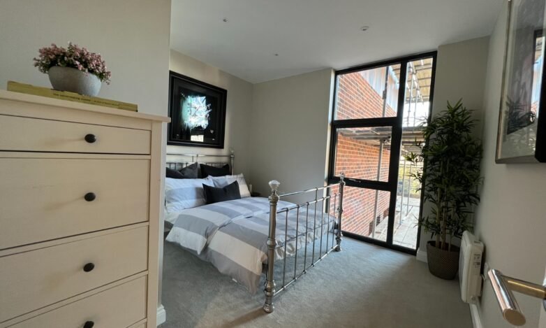 27 Haling Park Road (19)